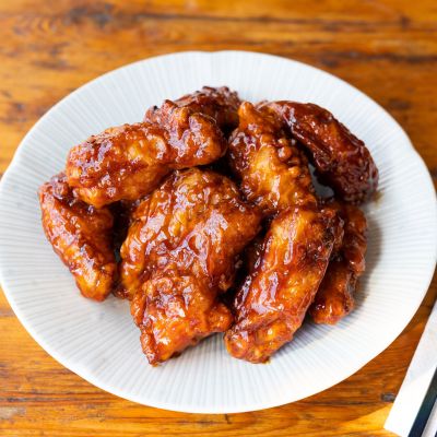 Garlic Naga Wings (4 pcs)