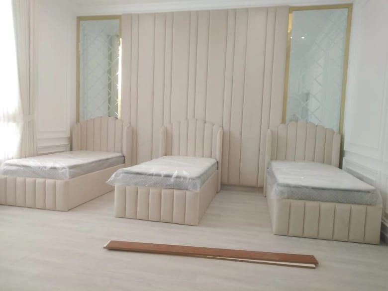 Kids' Bedroom with Wall Headboard – Design 6