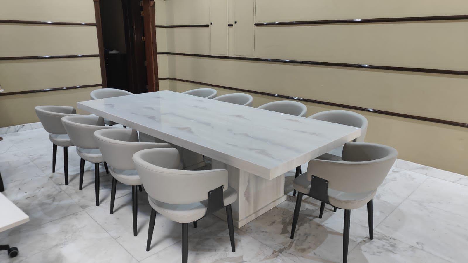 Dining Set – Design 1