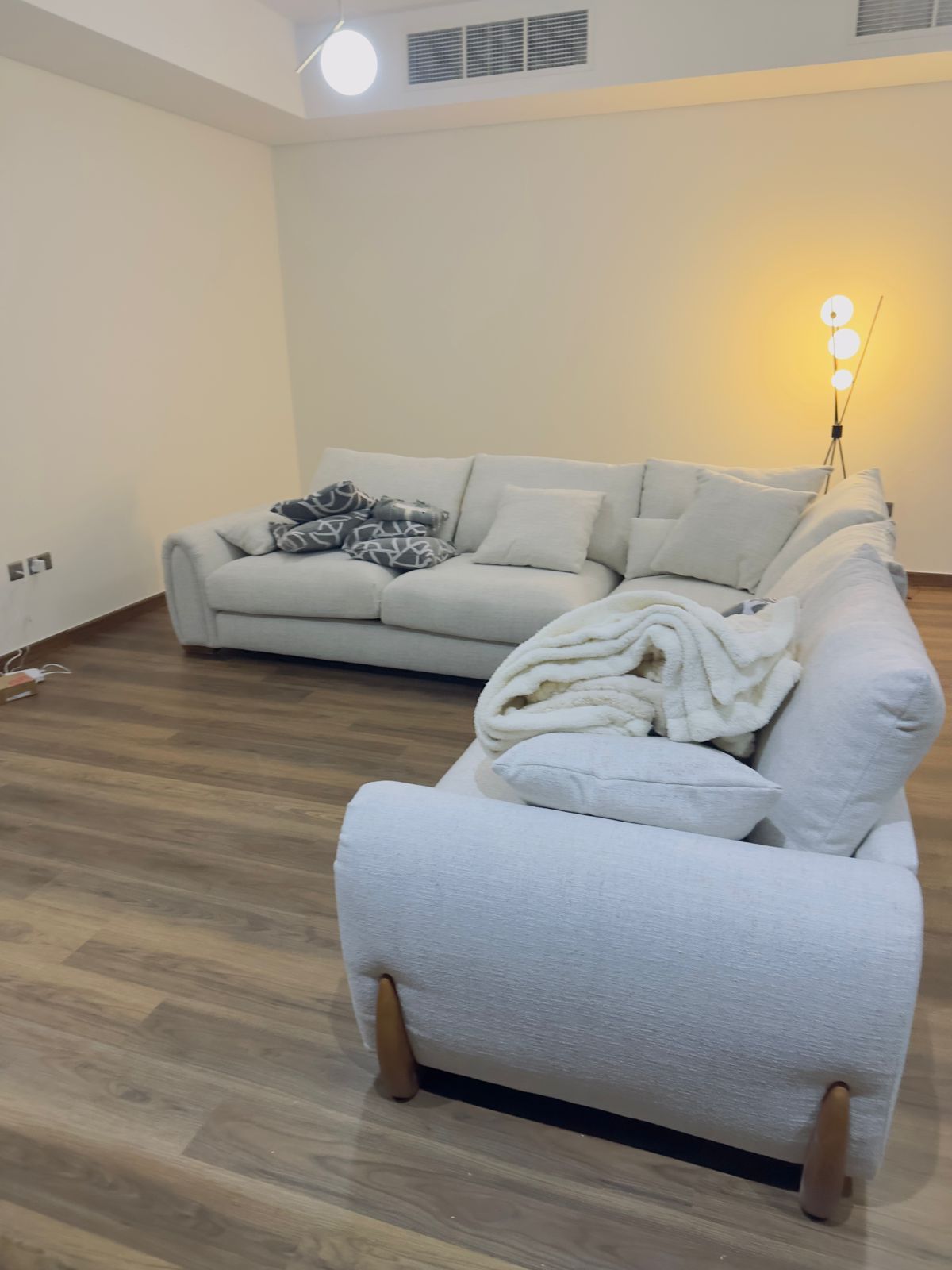 L-Shape Sofa – Design 3