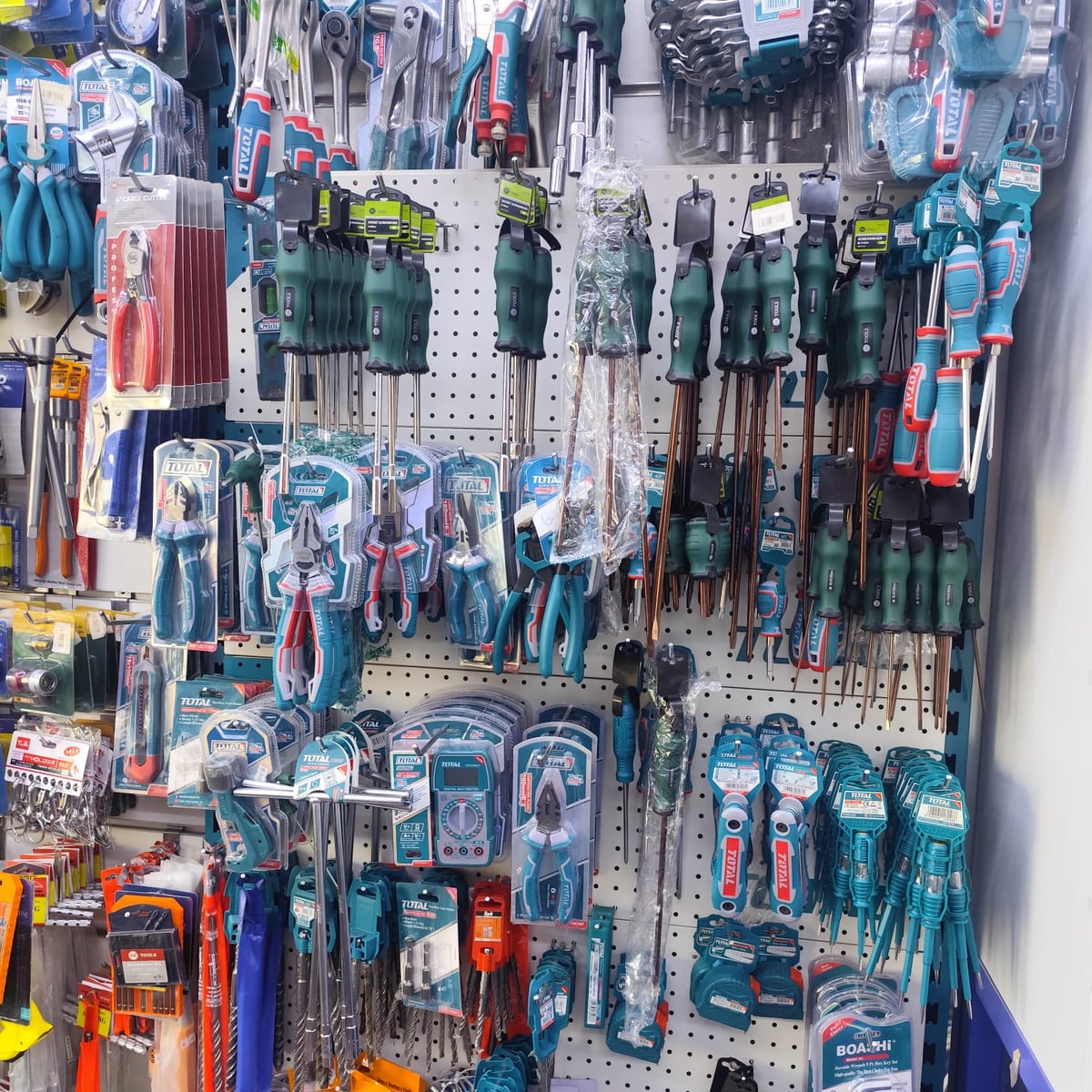 Hand tools and gauges