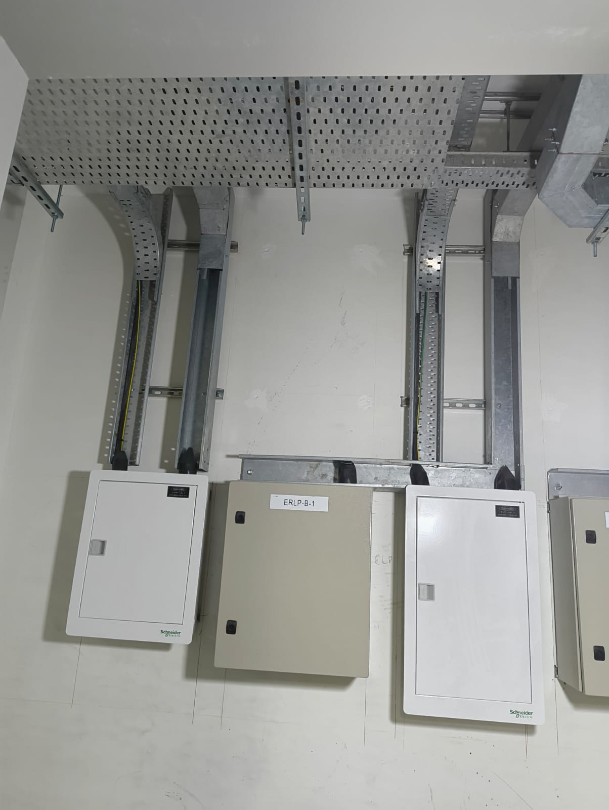 distribution boards cable tray riser